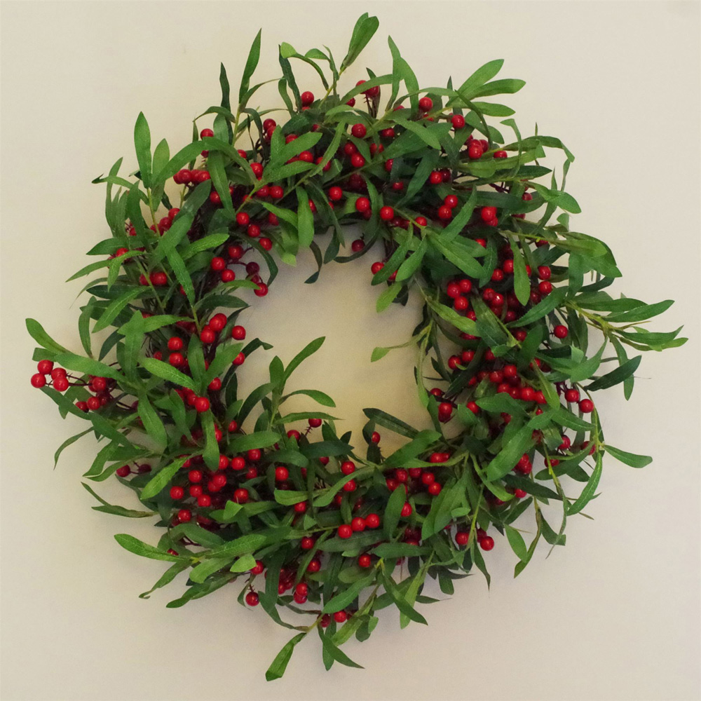 Leaf Christmas Mistletoe Red Berry Floristry Wreath 60cm Image 5