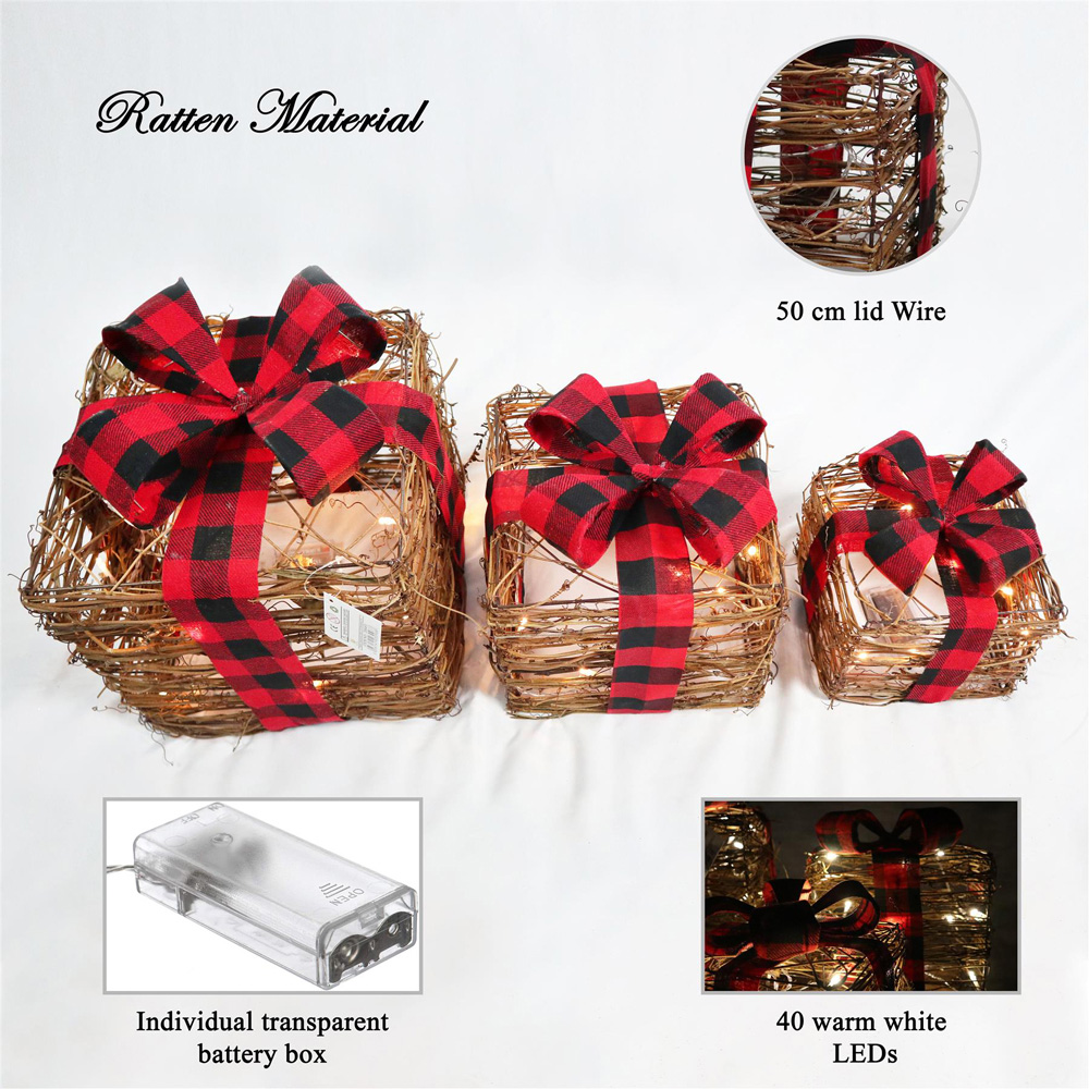 Shatchi Set of 3 Warm White LED Tartan Bow Rattan Parcels Image 5