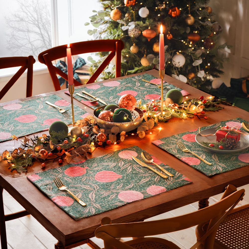 Paoletti 4 Pack Green Pomegranate Trending Placemat 46 x 36cm Image 3