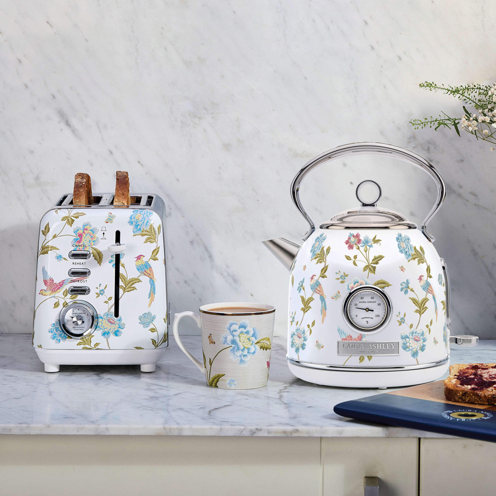 Laura Ashley Elveden White 1.7L Dome Kettle 3000W Image 2