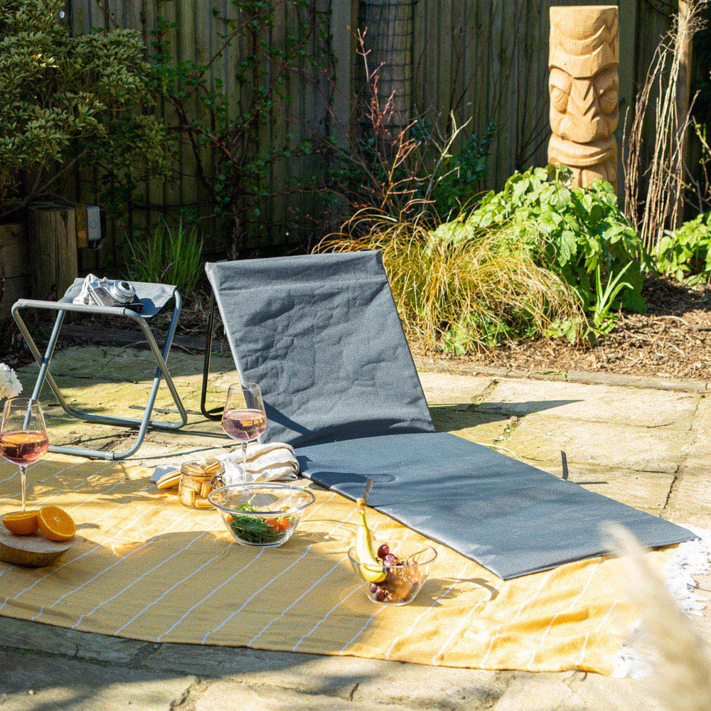 Harbour Housewares Grey Folding Beach Lounger Image 3