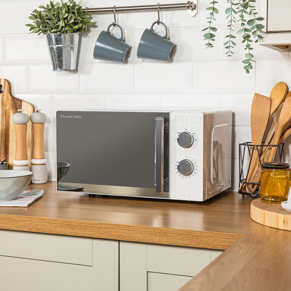 Russell Hobbs RHMM715 White Honeycomb 17L Microwave Image 2