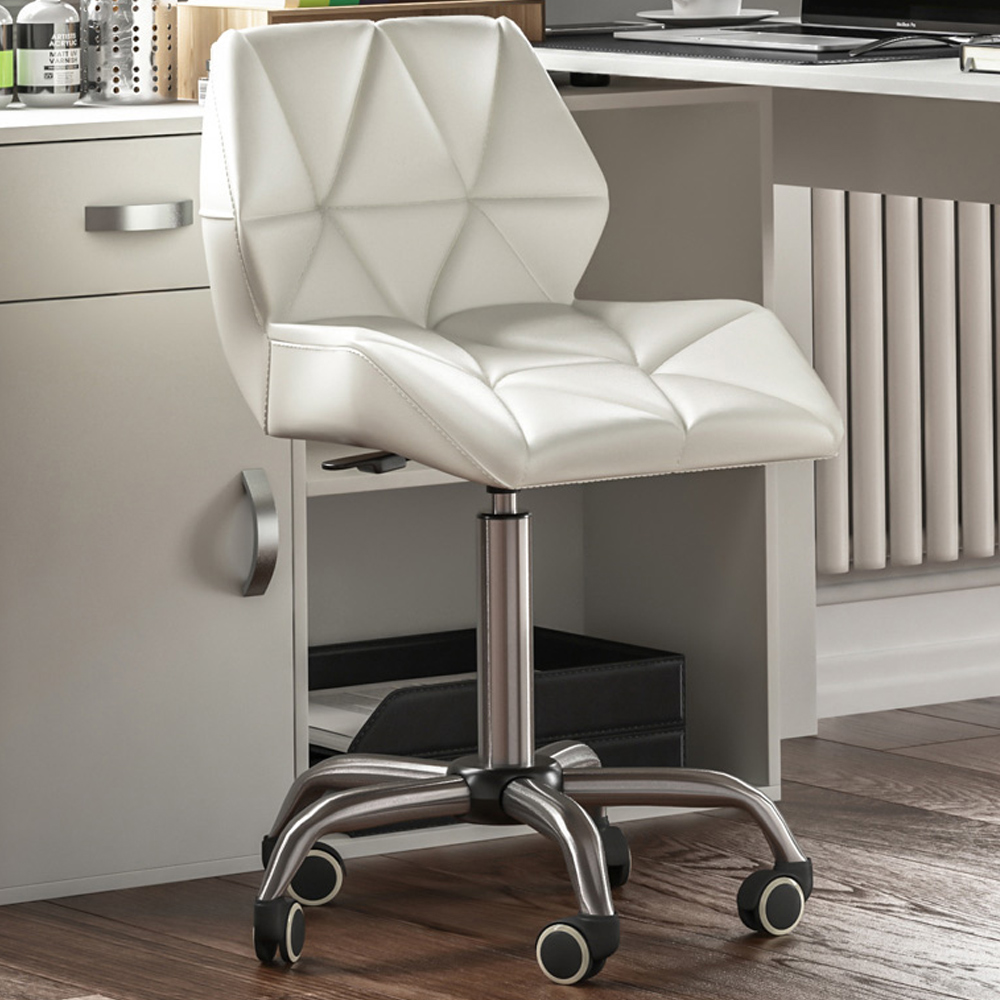 Vida Designs White PU Faux Leather Swivel Office Chair Image 1