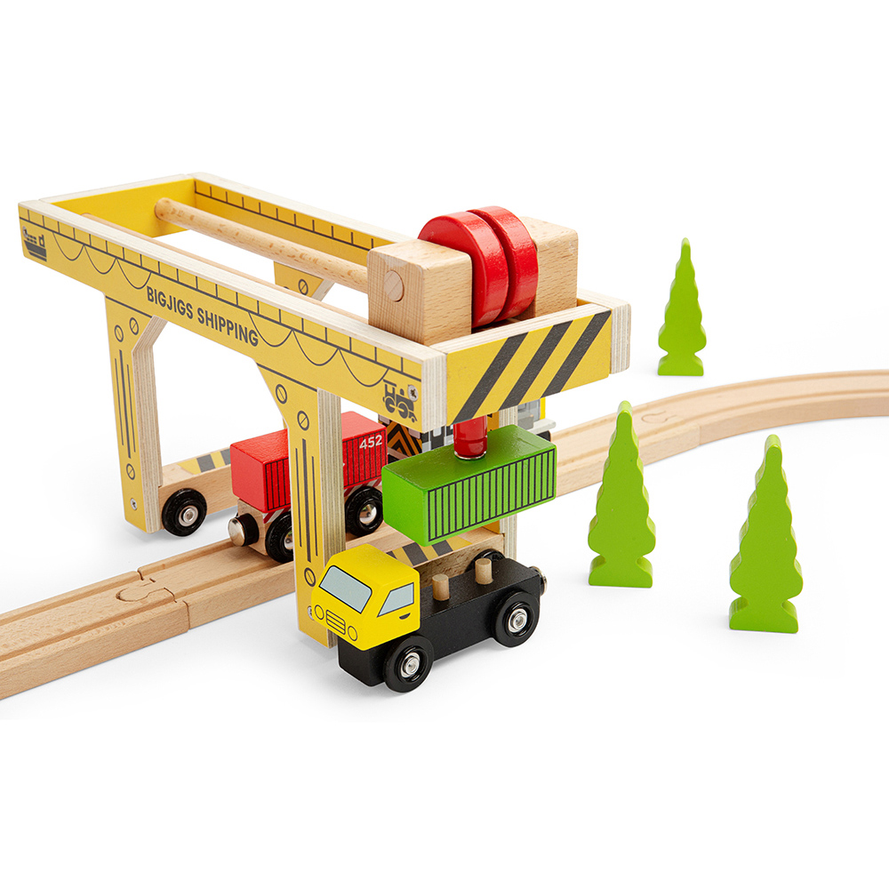 Bigjigs Rail Wooden Gantry Crane Image 2