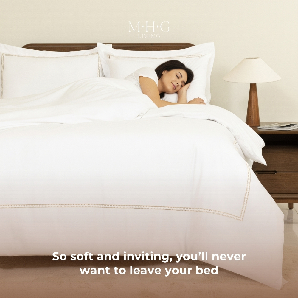 MHG Living King Size Mayfair Gold 200 Thread Count Duvet Cover Set Image 4
