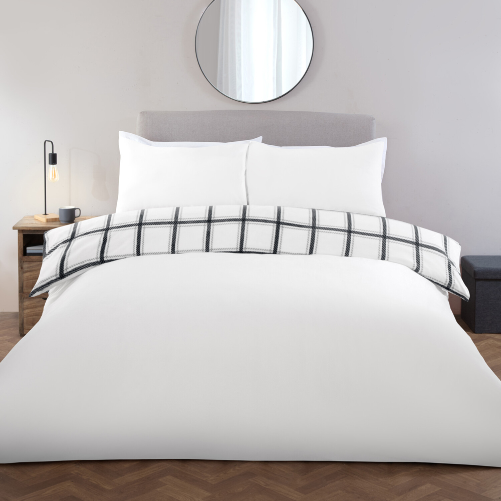 Window Check Fleece Duvet Set Monochrome King Image 2