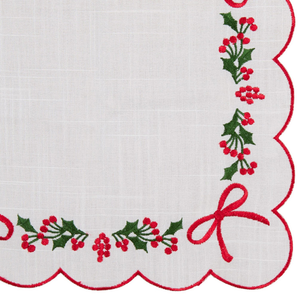 Pack of 4 Bow and Mistletoe Scallop Napkins Image 2