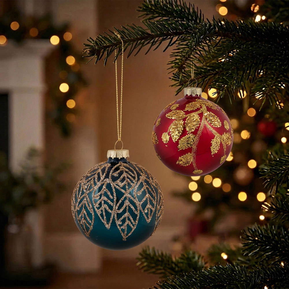Glitter Detailed Bauble Image 2