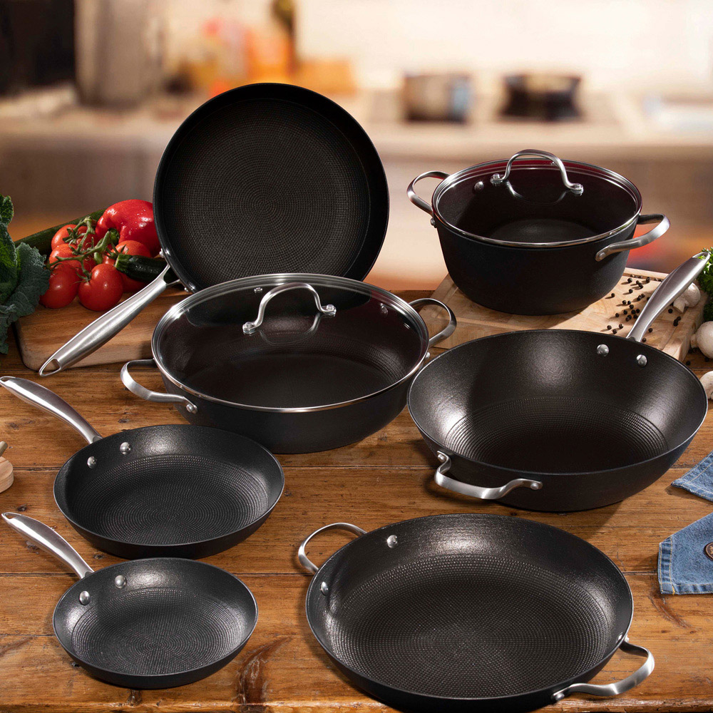 Hairy Bikers 20cm Lightweight Cast Iron Frying Pan Wilko