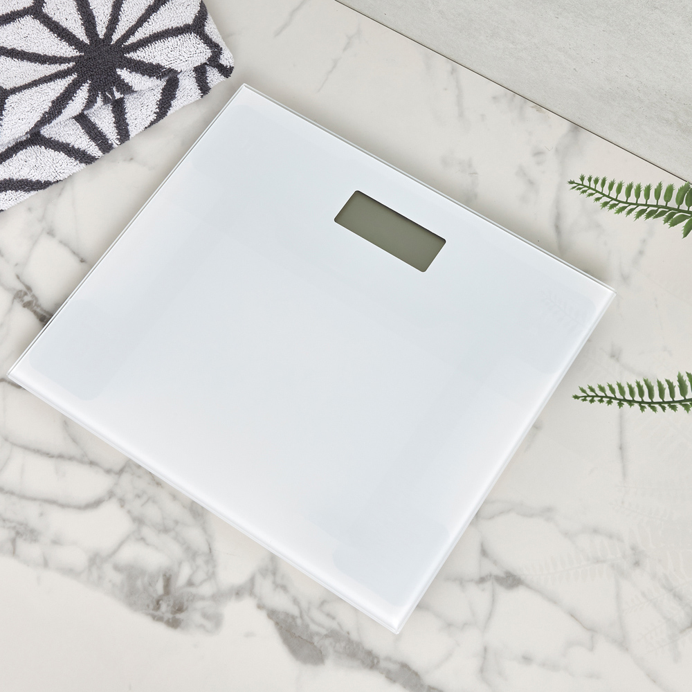 Pifco White Electronic Bathroom Scale Image 2