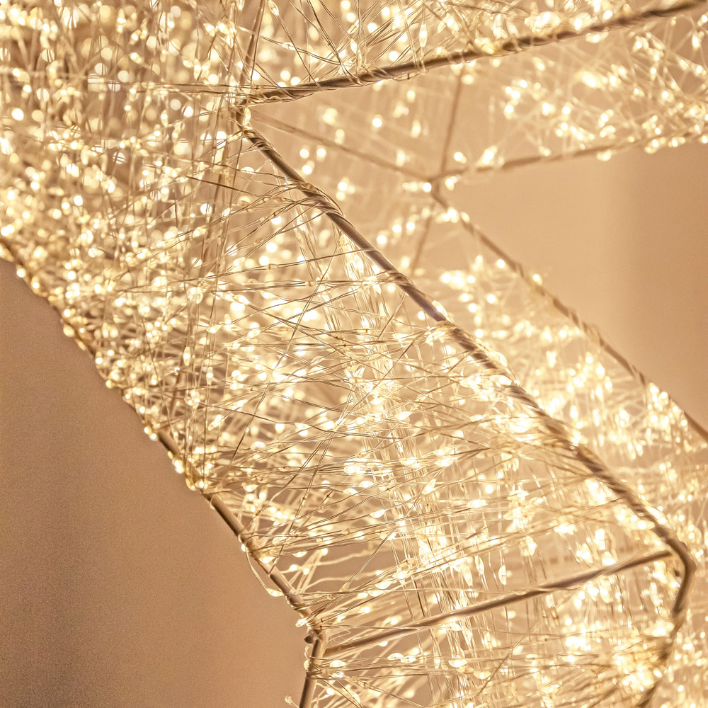 The Christmas Centre 10000 Warm White LED Micro Lights Pre-Lit Gold Light-Up Star 97cm Image 2