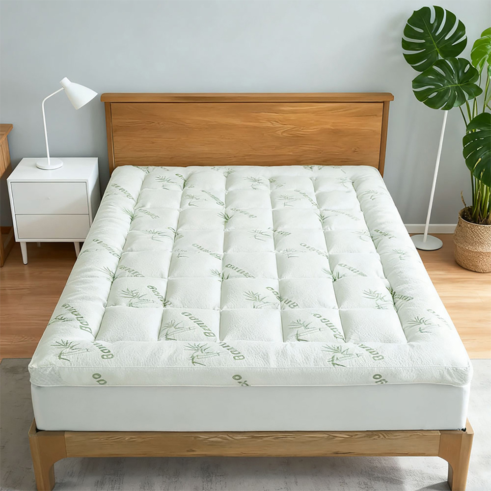 Living and Home Super King Size White and Green Bamboo Leaf Quilted Mattress Topper Image 7