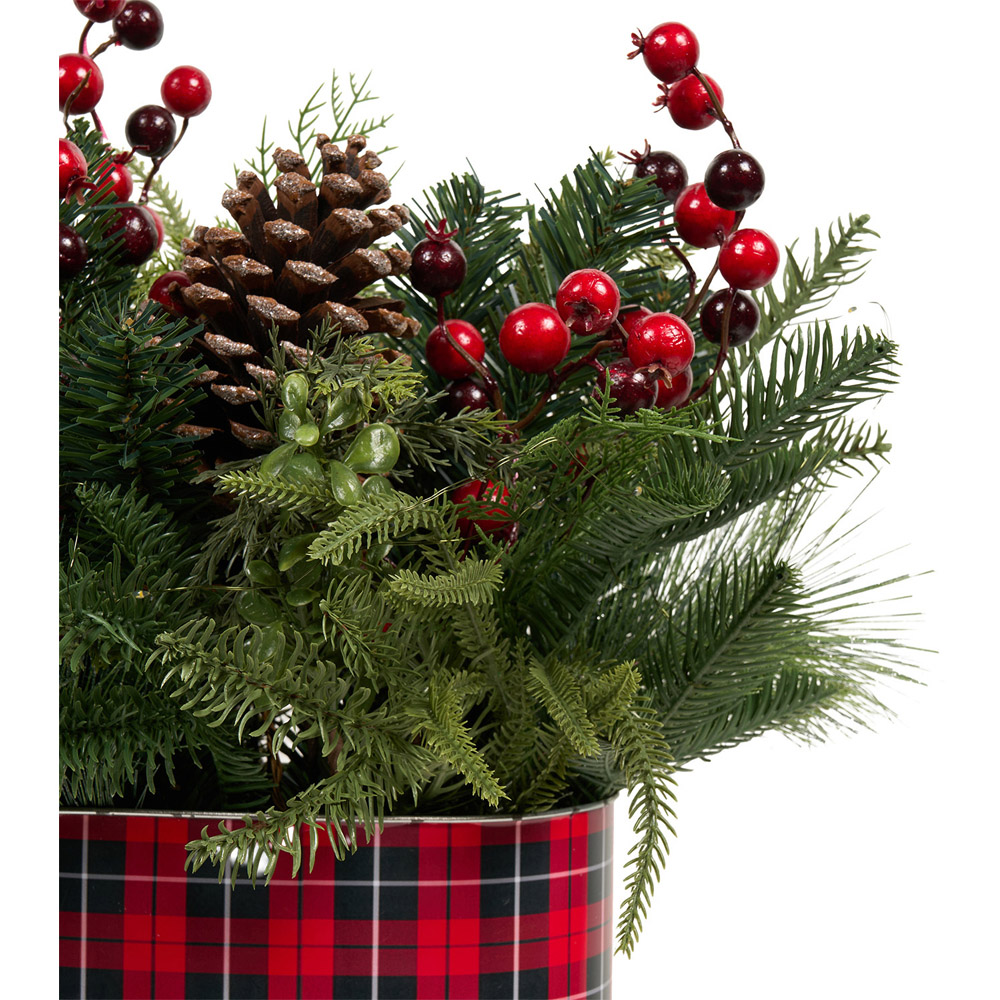 Merry Christmas Tartan Floristry Image 7