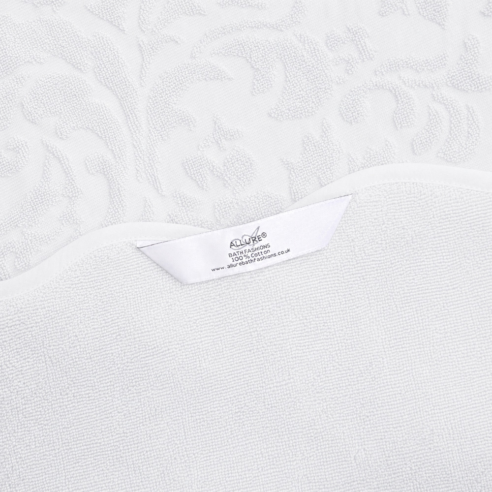 Allure Bath Fashions Gracie White Floral Jacquard Scalloped Bath Towel 70 x 130cm 2 Pack Image 4