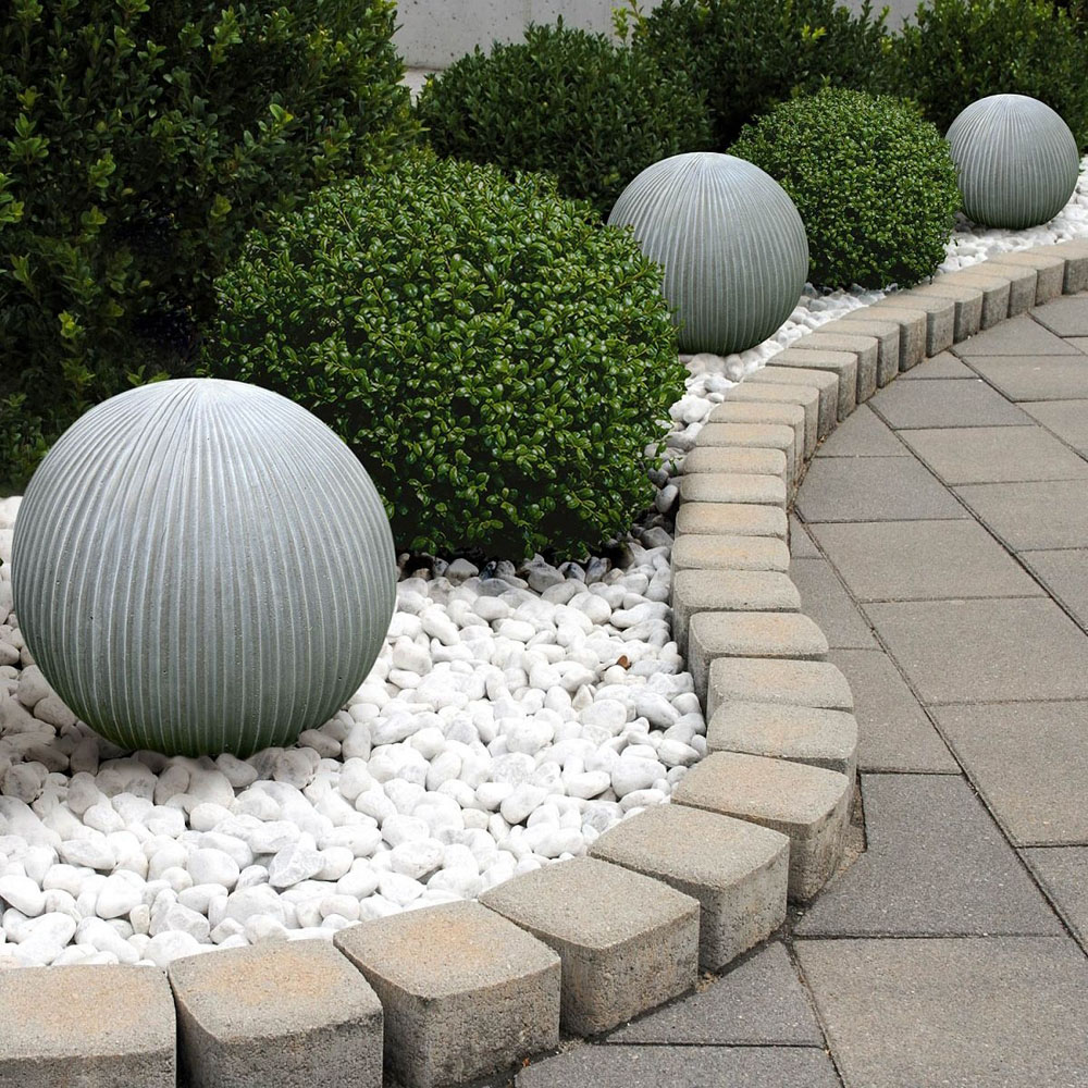 wilko Vertical Ribbed Light Grey Outdoor Decorative Ball 29.5cm Image 5