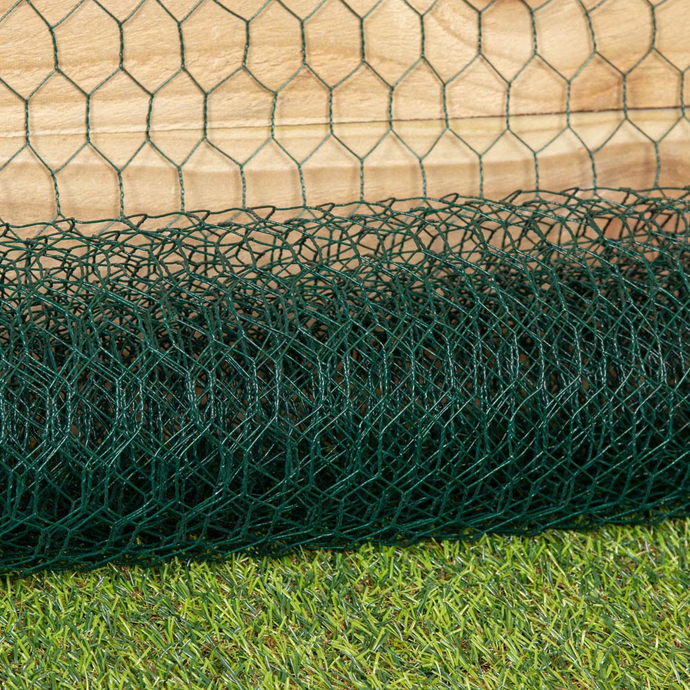 Samuel Alexander 5m Green PVC Coated Galvanised Wire Netting Image 6
