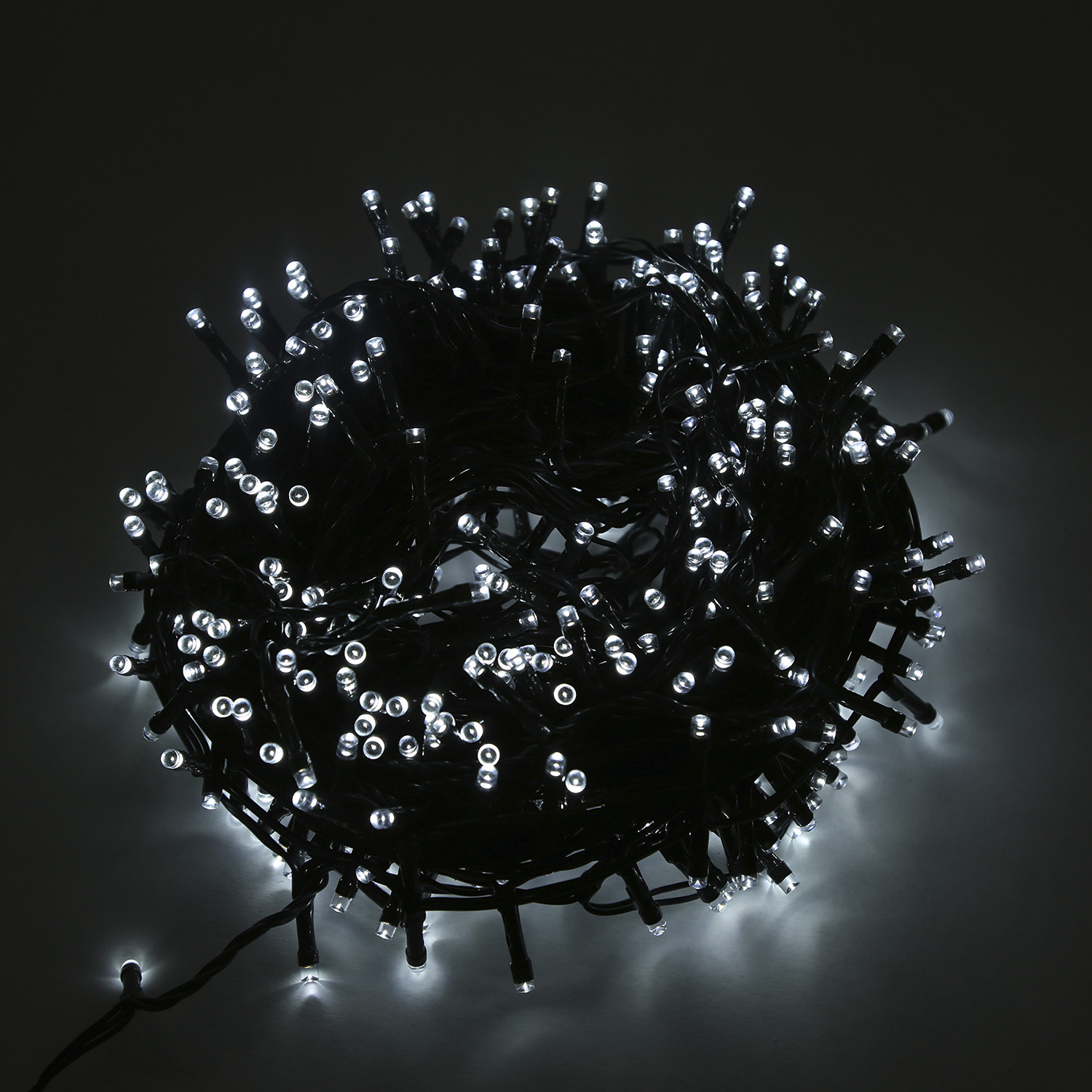 LED Light String - White / 400 Image 1