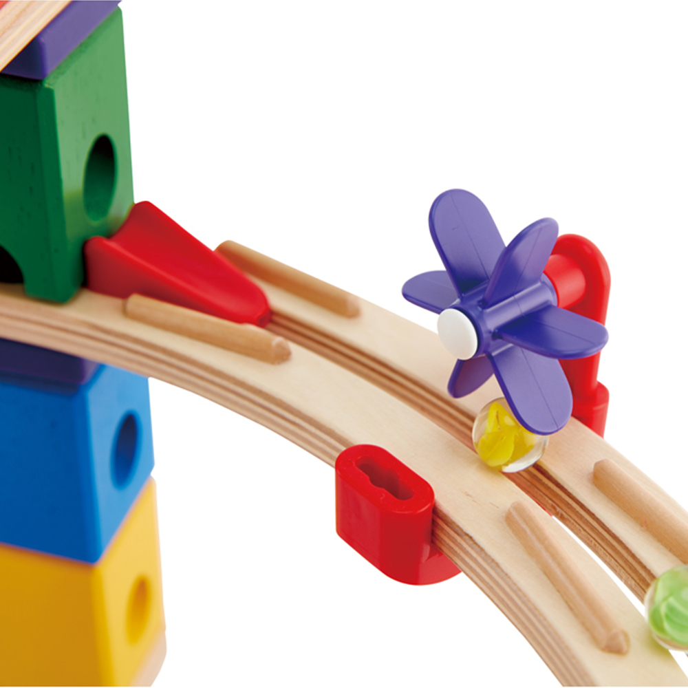 Hape Quadrilla Race to the Finish Play Set Image 4