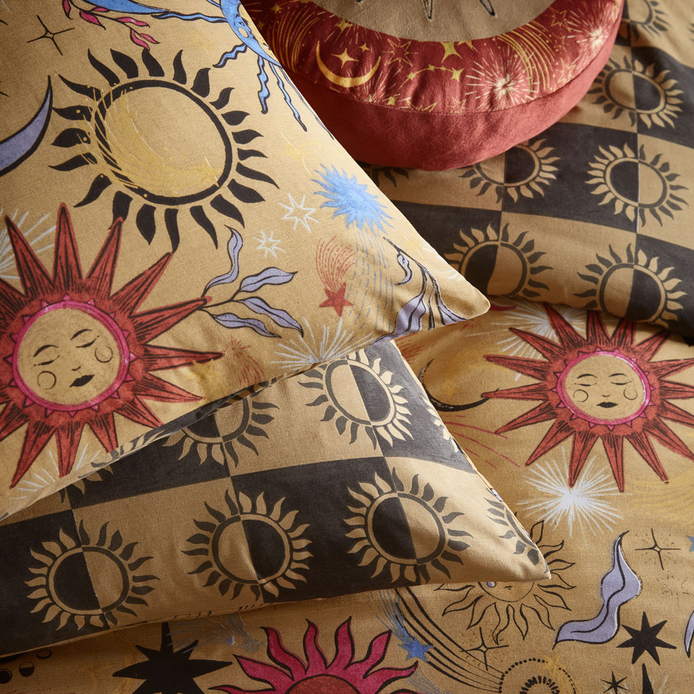 furn. Ethereal King Size Star Gold Rust Reversible Duvet Set Image 3