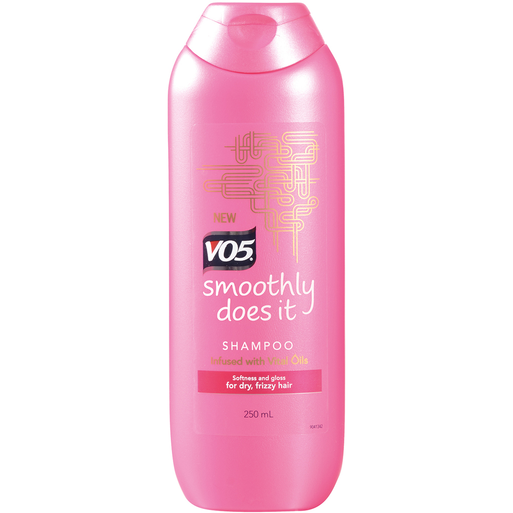 Vo5 Smoothly Does It Shampoo 250ml Image
