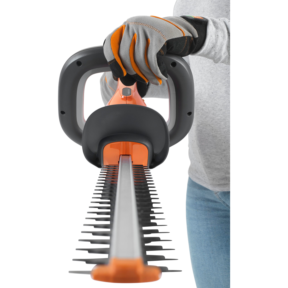 Flymo FEC45018VK2 Easicut 18V 45cm Hedge Trimmer with 2.5ah Battery Image 4