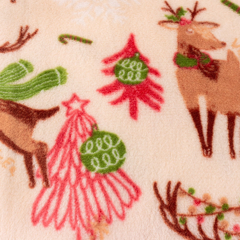 Duvet Day Multicolour Sleigh Team Printed Fleece Throw 130 x 150cm Image 4