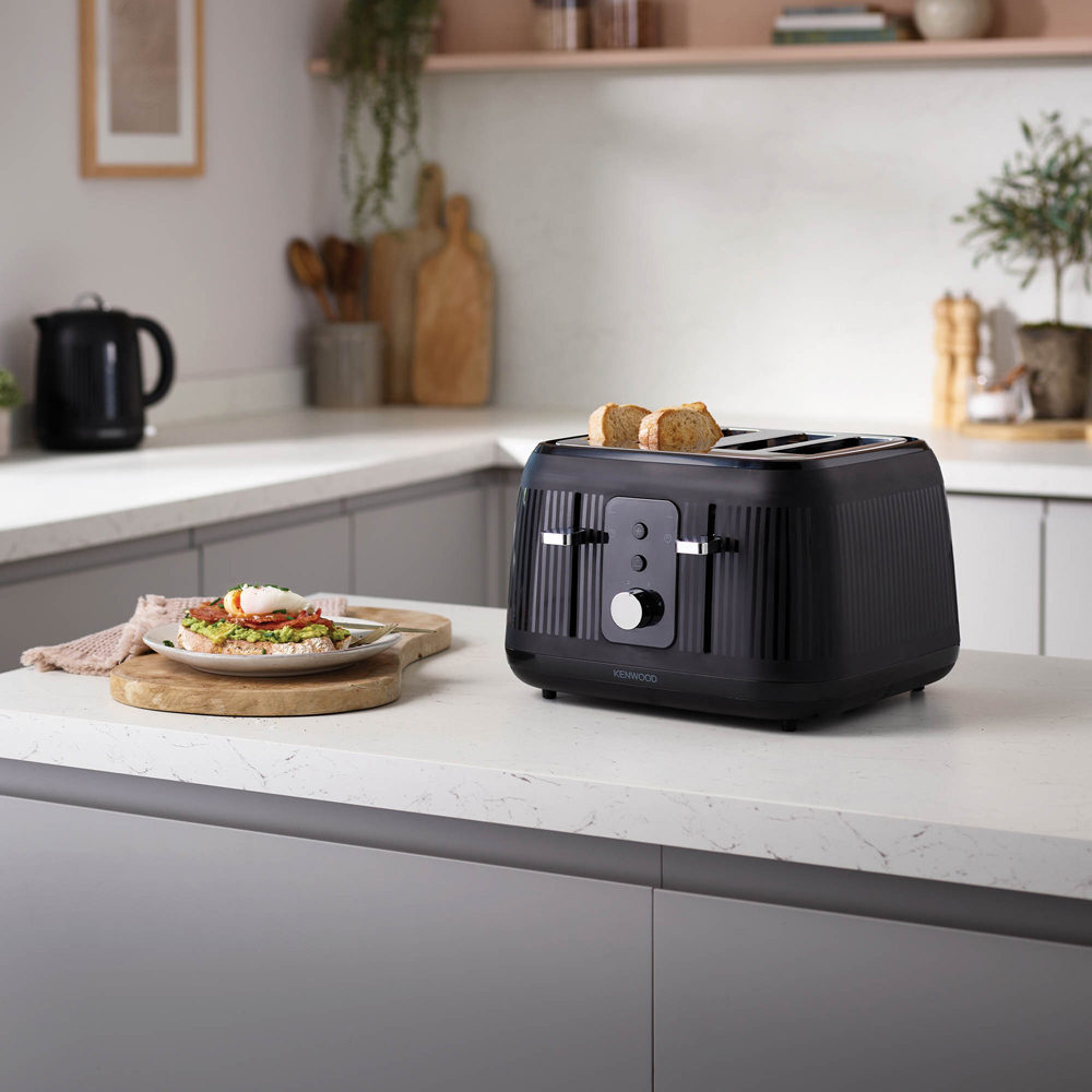 Kenwood TFP09.000BK Midnight Black Dawn 4 Slice Toaster Image 5