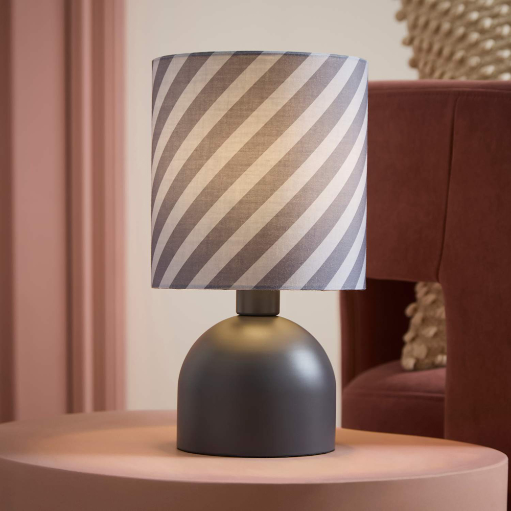 ValueLights Miley Twist Print Shade Grey LED Table Lamp with Bulb Image 6