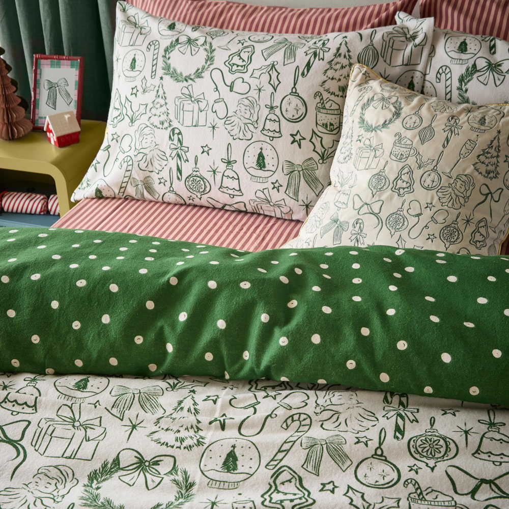 Furn Double Oat and Green Merry Christmas Reversible Duvet Cover Set Image 3