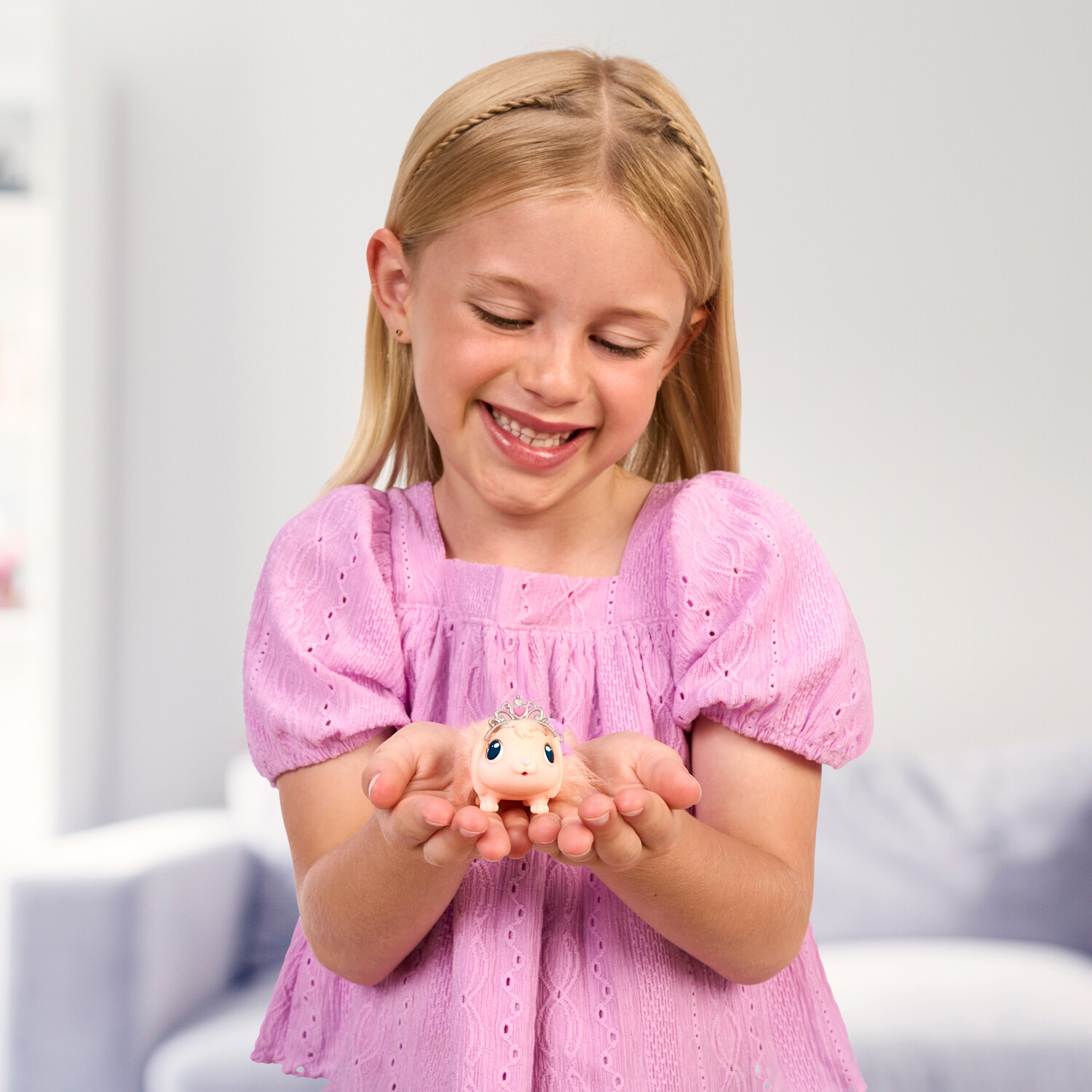 Little Live Pets Mama Surprise Bunny Toy White Image 2