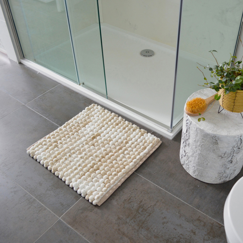 Allure Bath Fashions Natural Marble Effect Chunky Bobble Square Non Slip Bath Mat 50 x 50cm Image 2