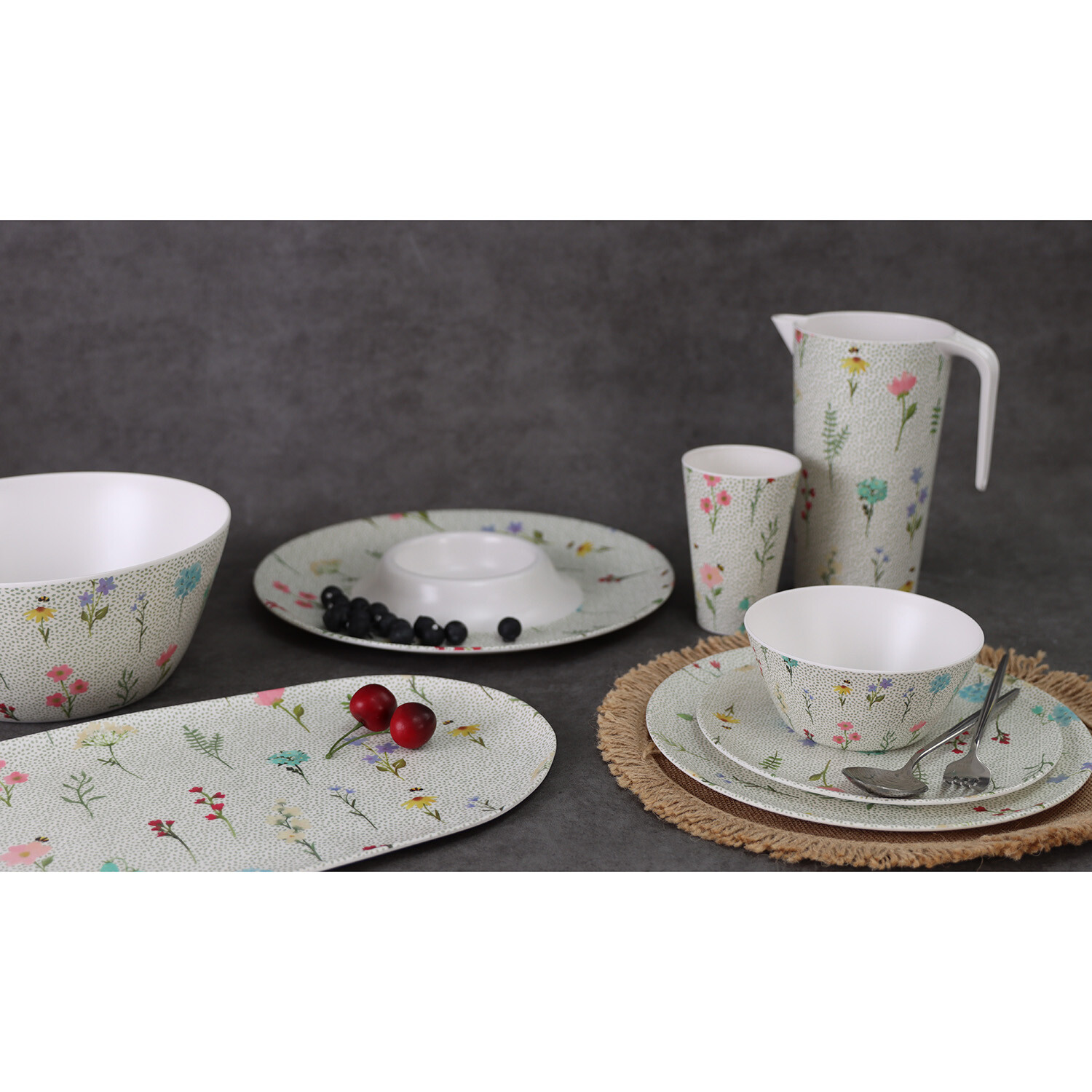 Flower Market Plate - White Image 4