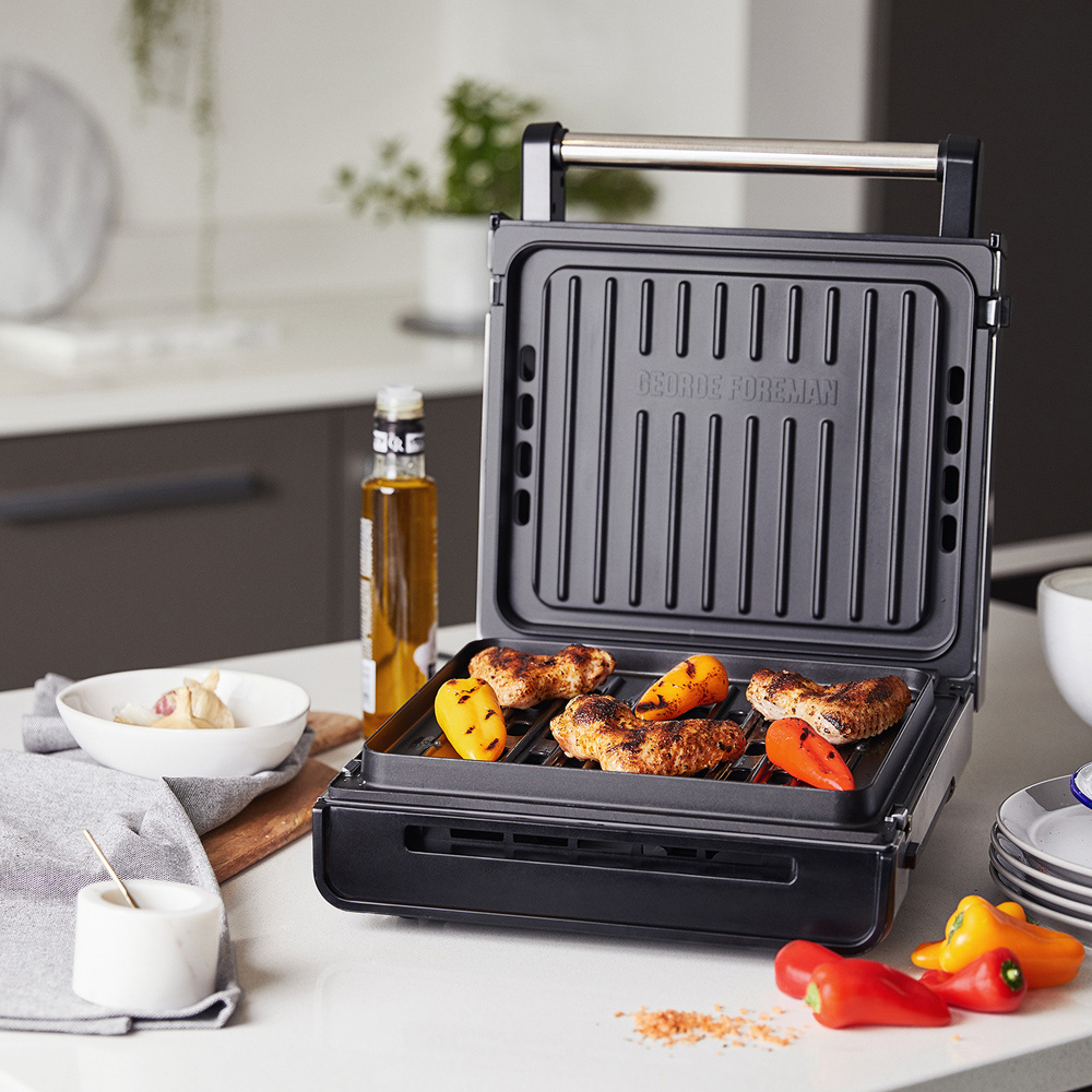 George Foreman 28000 Medium Smokeless Grill Image 2