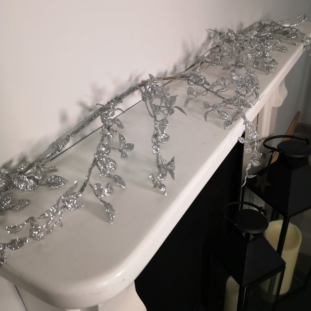 Samuel Alexander Silver Glitter Leaf Christmas Garland 150cm Image 7
