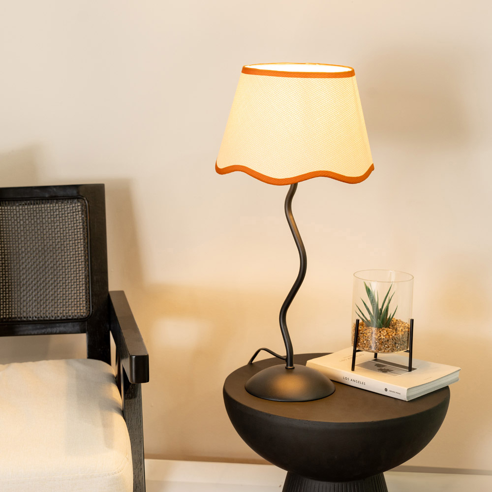 ValueLights Wiggle Linen Scallop Rust Edge Shade Black Metal Stem LED Table Lamp Image 2