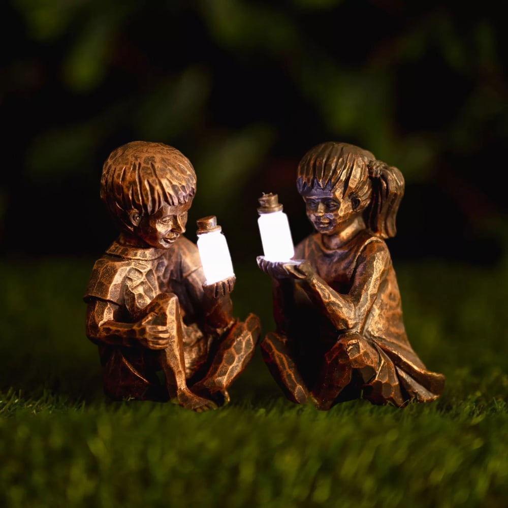 Garden Mile Boy and Girl Solar LED Garden Ornaments 2 Pack Image 5