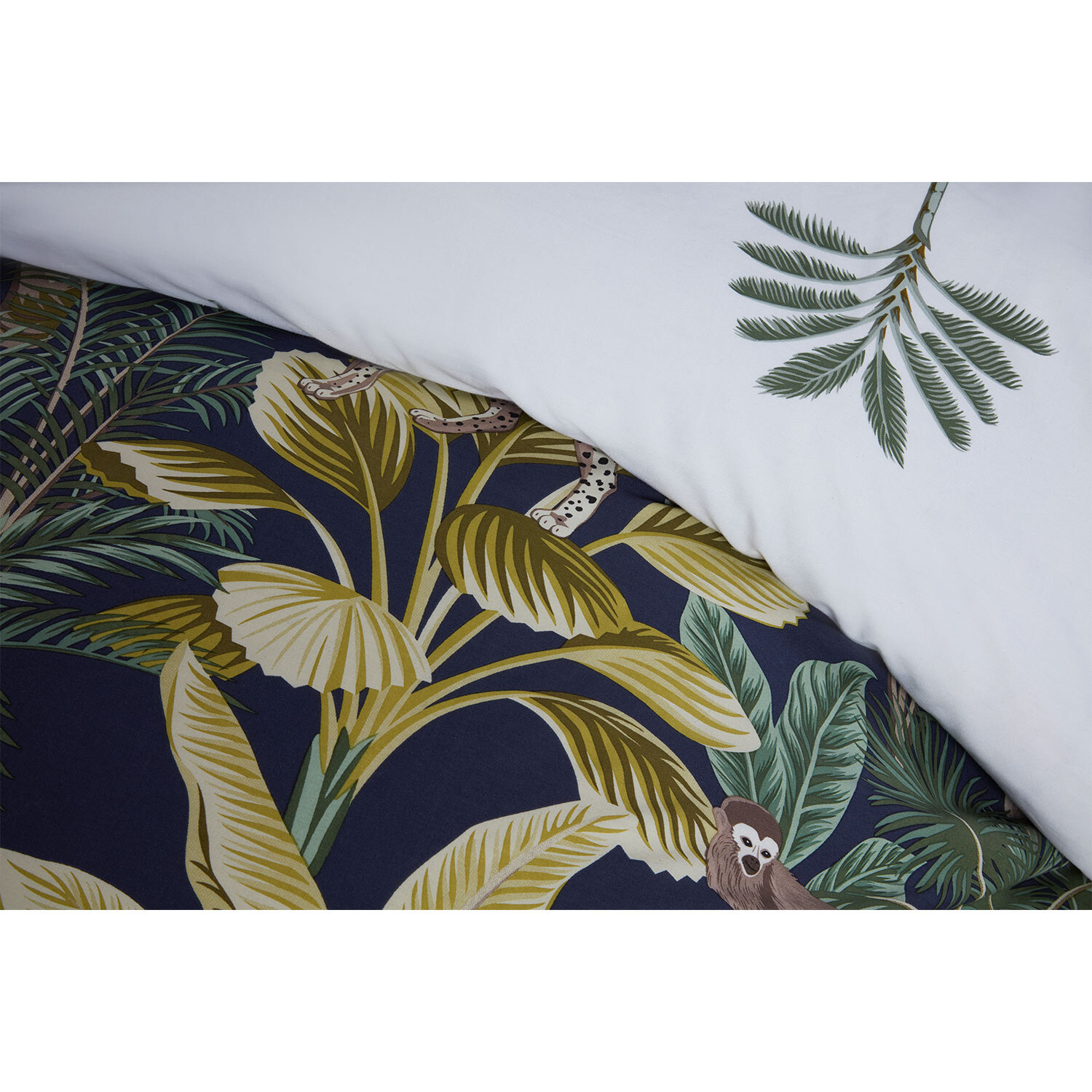 Amazonia Duvet and Pillowcase Set - King size Image 5