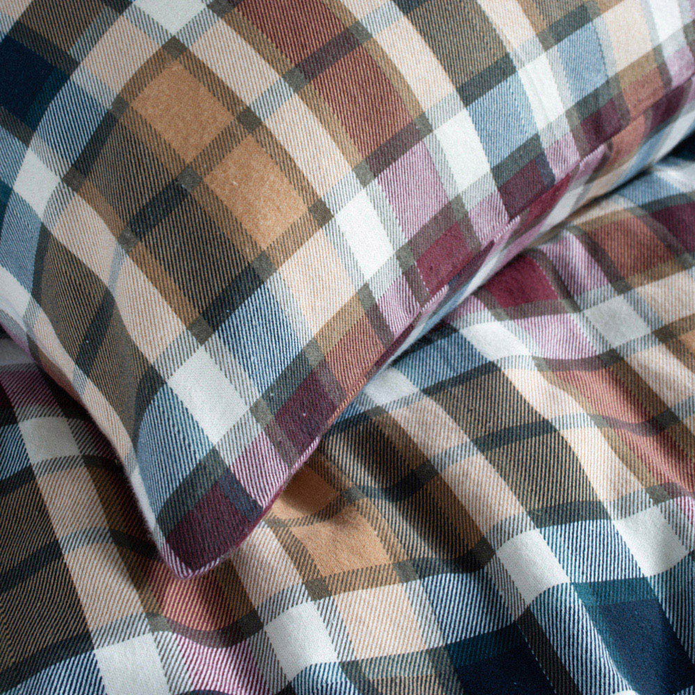 The Lyndon Company Super King Size Newbury Check Duvet Set Image 2