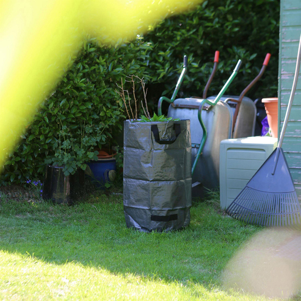 Harbour Housewares Black Heavy-Duty Garden Waste Bag 270L 3 Pack Image 5