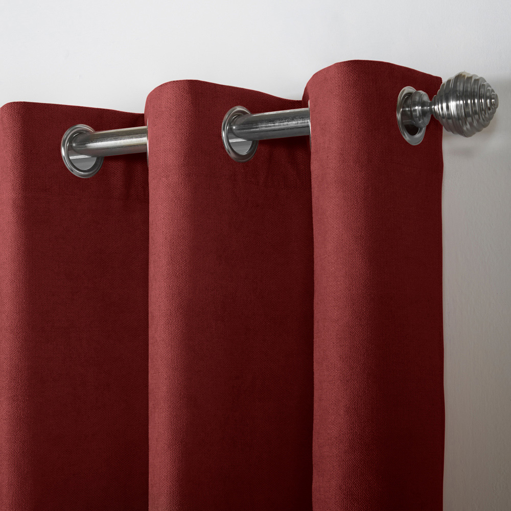 Alan Symonds Red Velvet Chenille Ring Top Eyelet Curtains 142 x 229cm Image 3