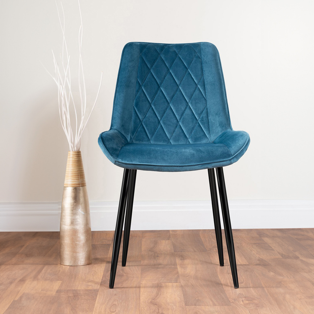 Furniturebox Arona Cesano 4 Seater Round Dining Set Blue and Black Image 3