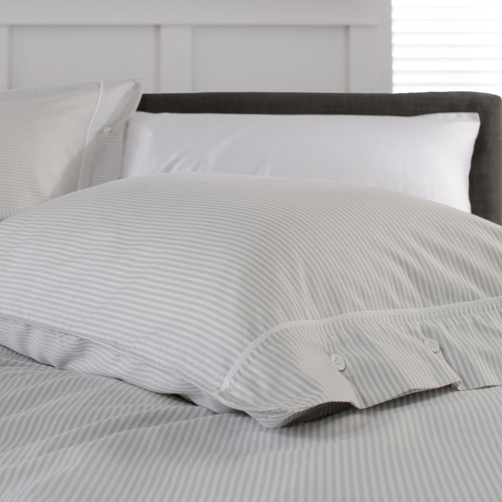 The Lyndon Company Southport Double Grey and White Duvet Set Image 2