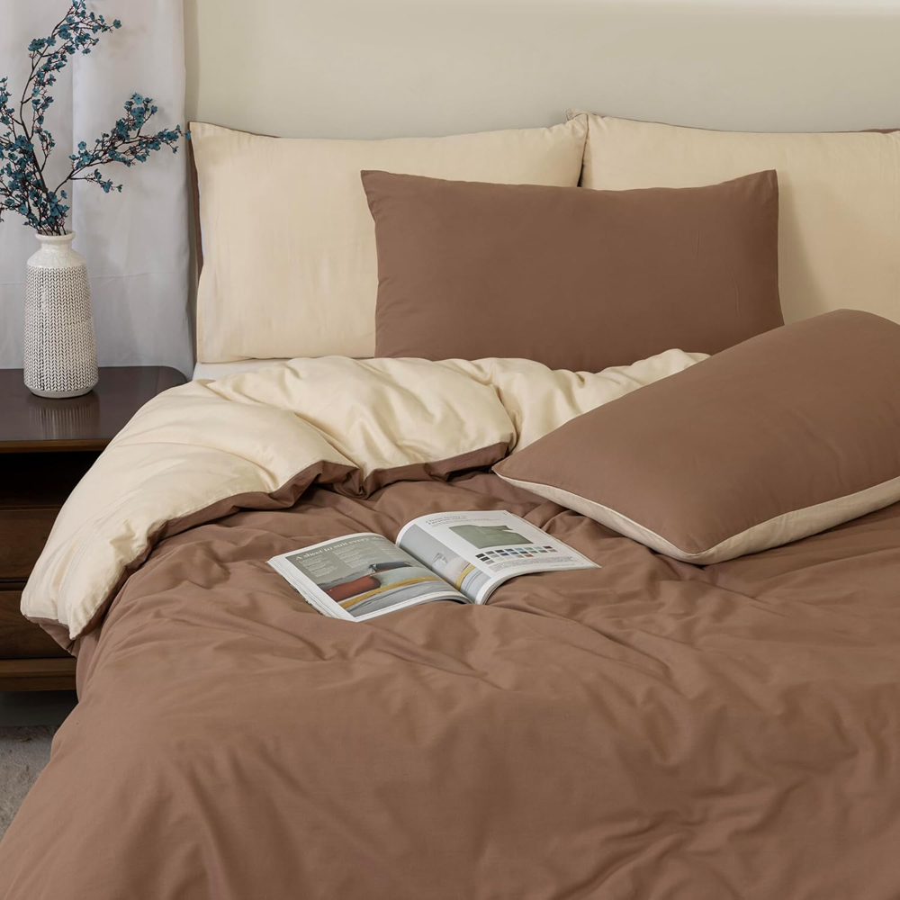 MHG Living Double Brown Reversible Duvet Set Image 1