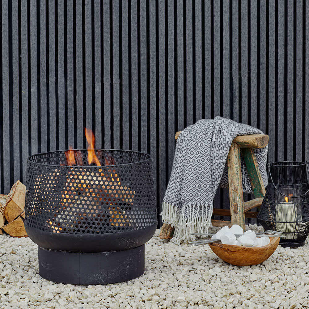 Ivyline Black Buttermere Basket Fire Pit 39 x 40cm Image 2