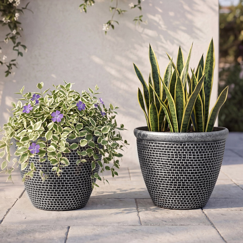 TOQUE Black and Antique Silver Effect Plastic Garden Plant Pot with Drainage Holes 36cm 2 Pack Image 3