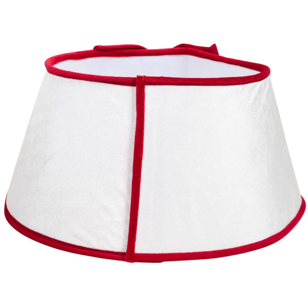 Red Bow Tree Skirt Image 2