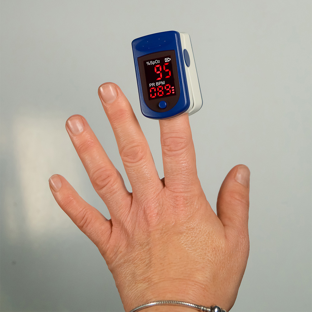 Lifemax Fingertip Pulse Oximeter Image 2