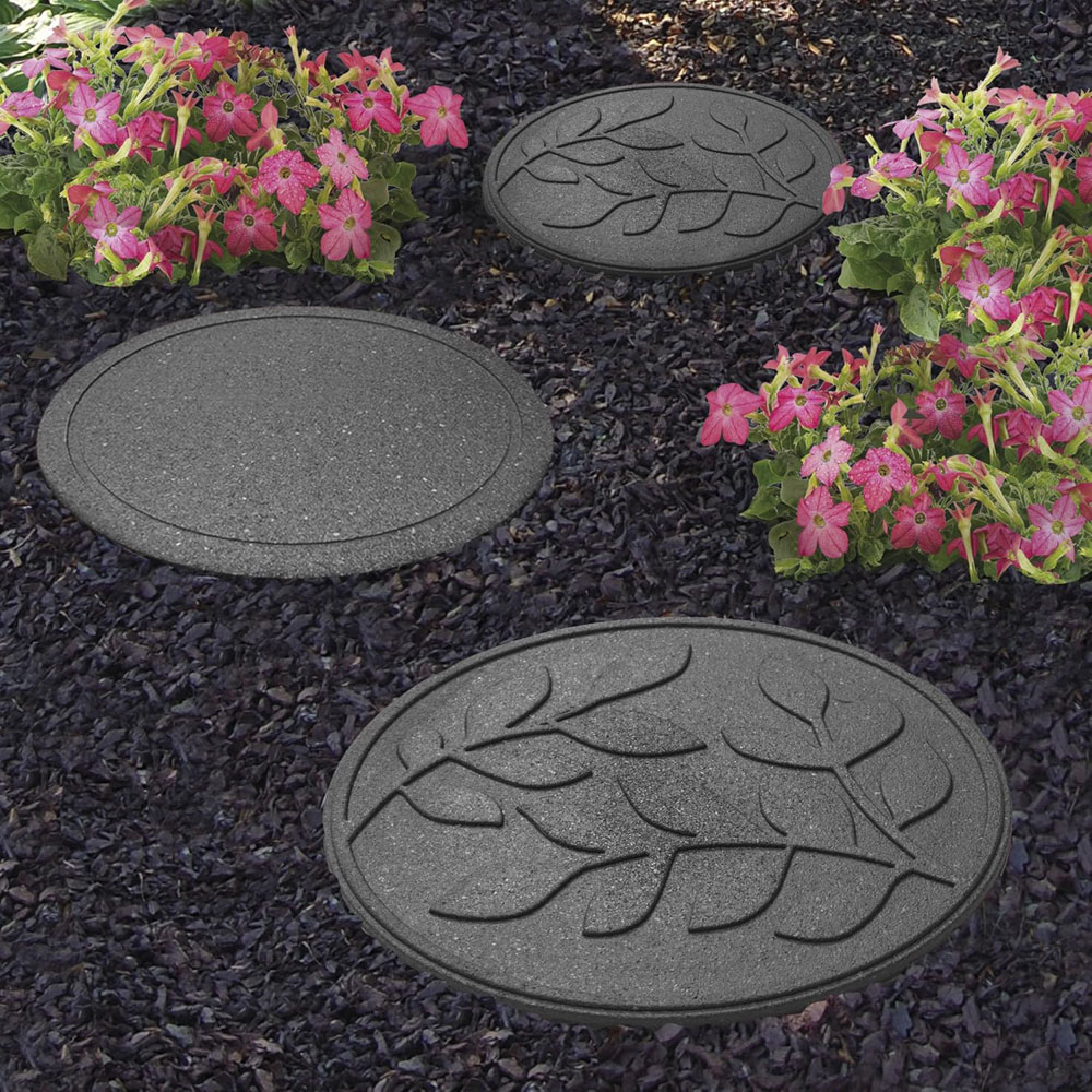 Primeur 45cm Leaves Grey Reversible Stepping Stone 2 Pack Image 2