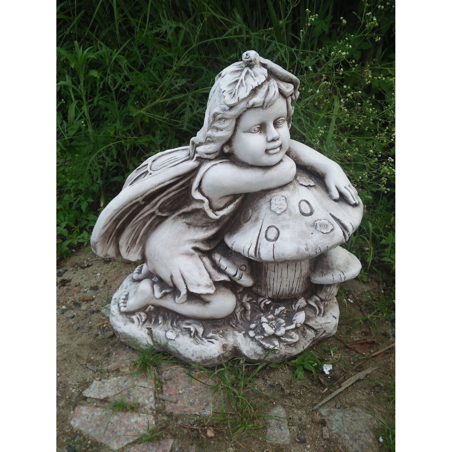 Fairy on Mushroom Ornament Image 2