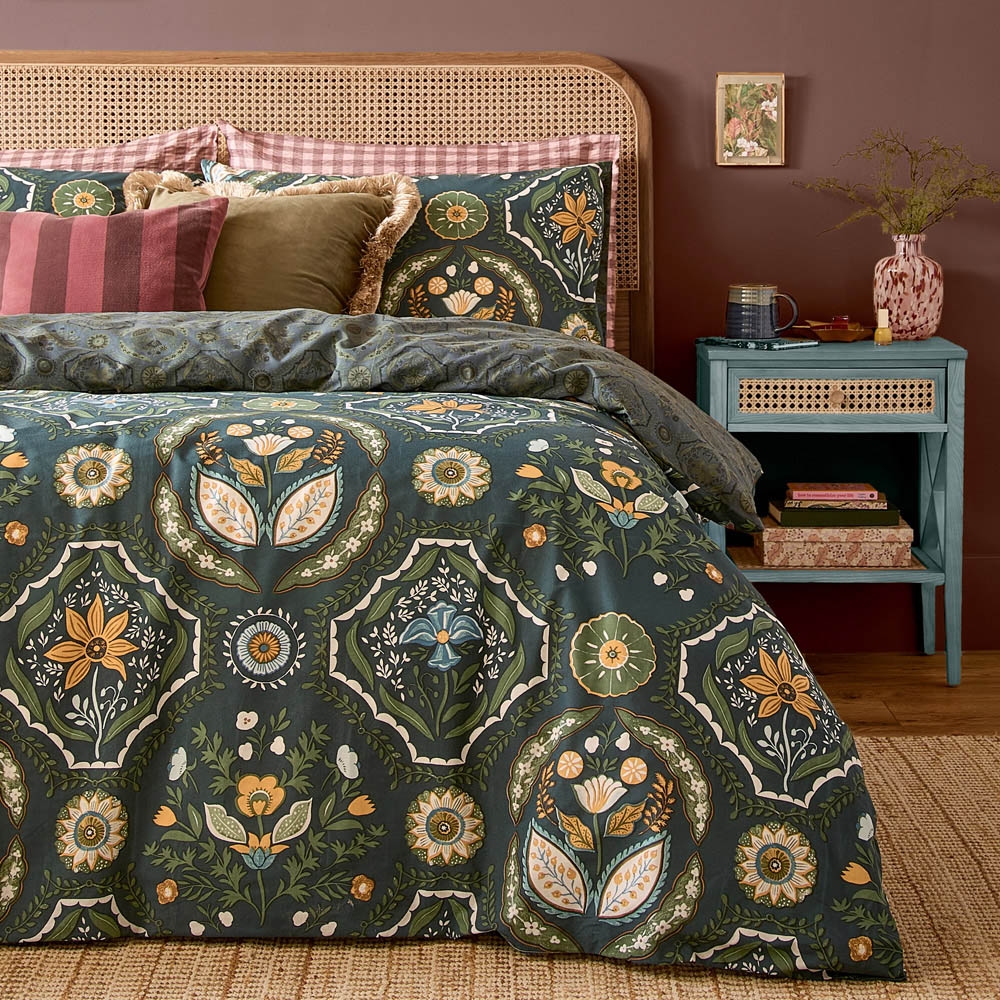 Furn Christmas Ember Single Midnight Green Reversible Duvet Cover Set Image 4